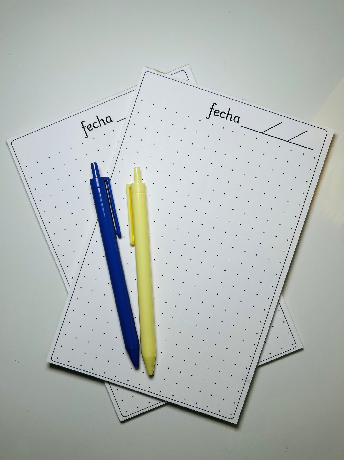 Dotted notepad w/border
